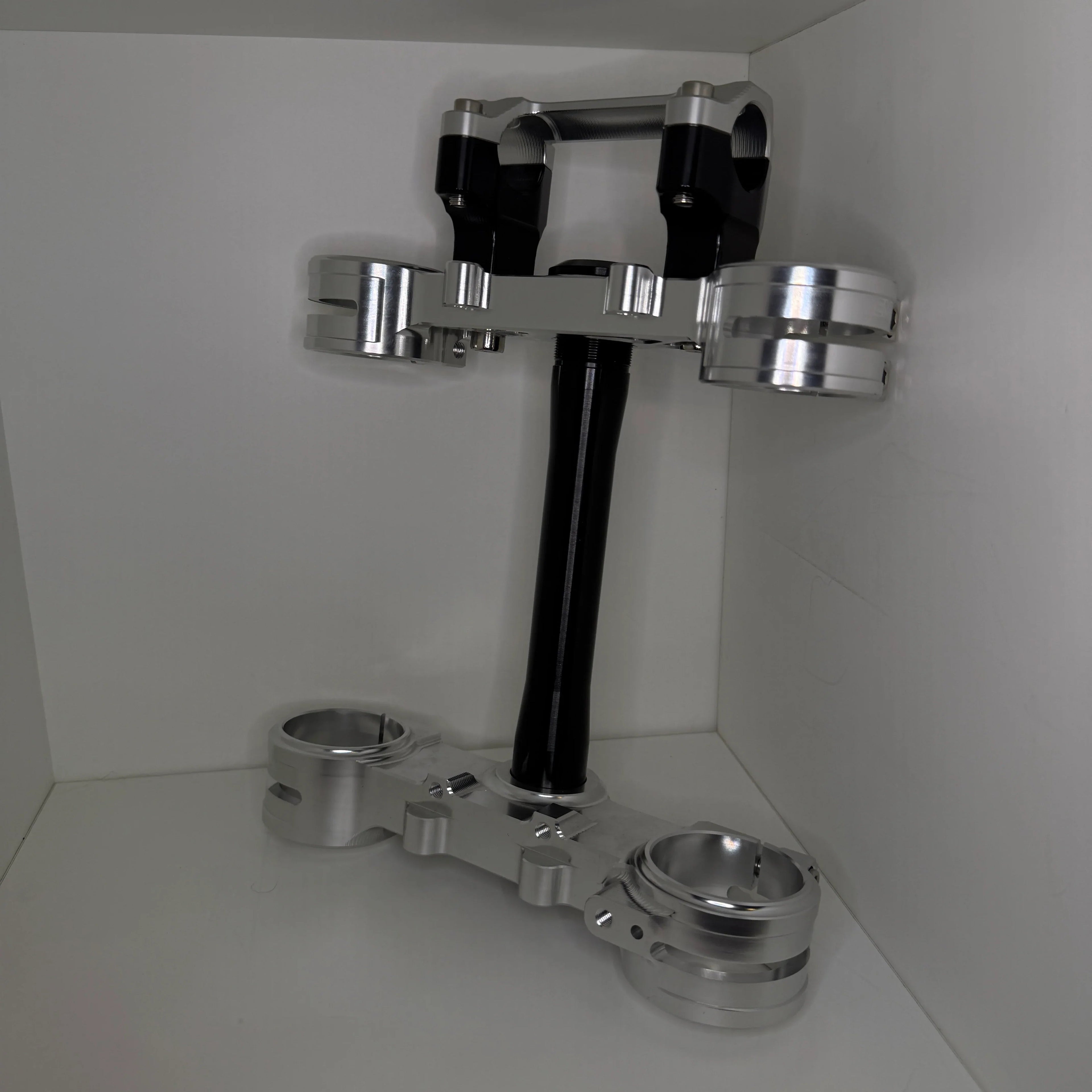 Chrome Ultra Bee Triple Clamp